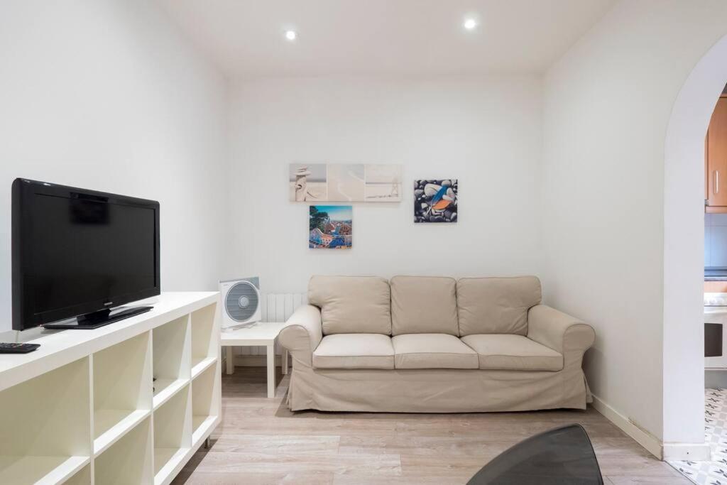 Bebarceloner Poble Nou Apartaments - 2 Bedroom Exterior photo