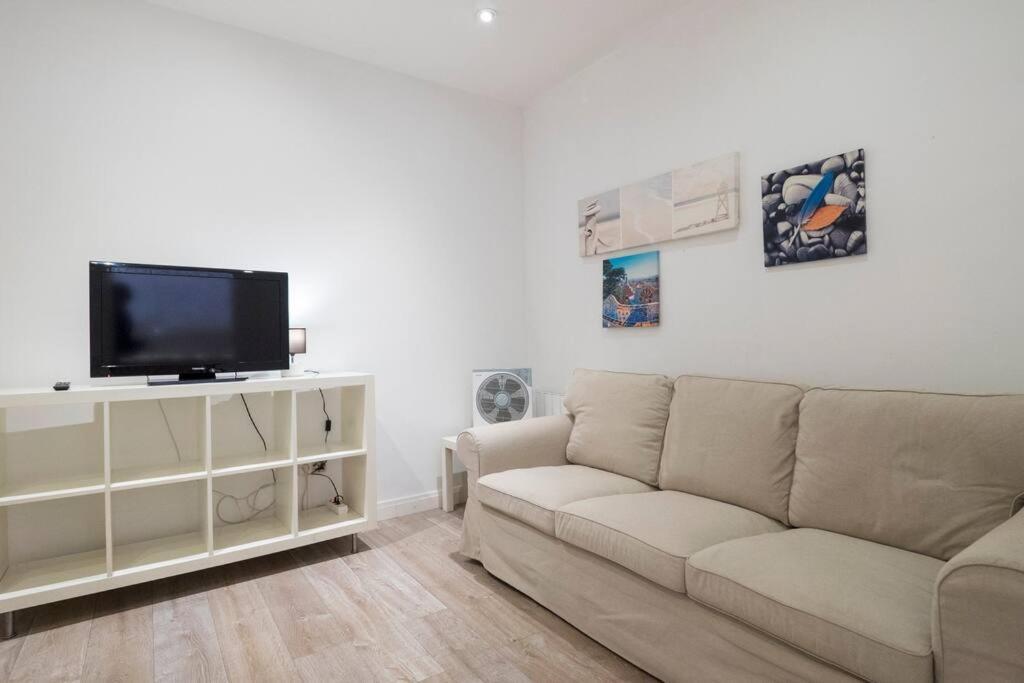 Bebarceloner Poble Nou Apartaments - 2 Bedroom Exterior photo