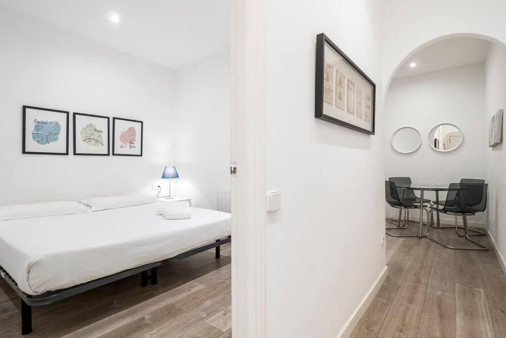 Bebarceloner Poble Nou Apartaments - 2 Bedroom Exterior photo