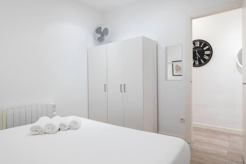 Bebarceloner Poble Nou Apartaments - 2 Bedroom Exterior photo